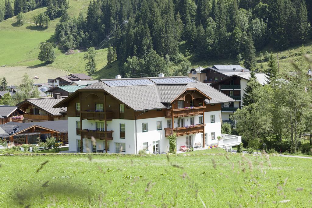Appartementhaus Elmo Viehhauser Kg ไคลนาร์ล ภายนอก รูปภาพ